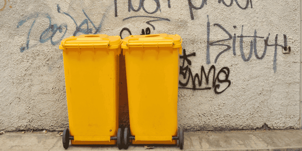 Al arrancar la cizaña, podríais arrancar también el trigo