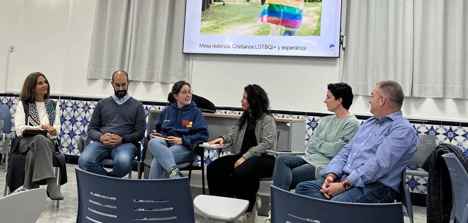 Peregrinos en la noche: Una crónica sobre fe, diversidad y esperanza